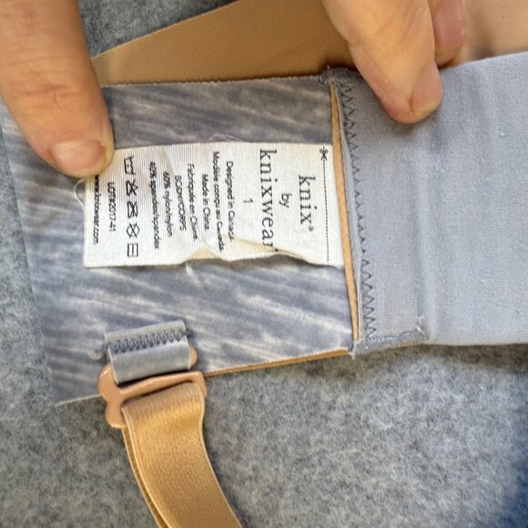 Knix by Knixwear Womens Size 1 - 32A / 32B Seamless Bra Nude Adjustable Wireless - Picture 6 of 11